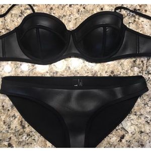 Black Triangl Bikini Small/Small+